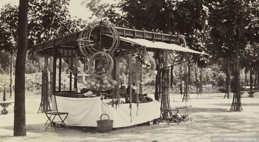 Витрины магазинов игрушек, старые фото