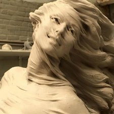 Скульптор Luo Li Rong, Китай