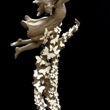 Скульптор Angela Mia De La Vega