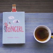 Книжные закладки в виде ног