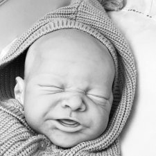 Happy (Mix and Match collection) скульптора Adrie Stoete