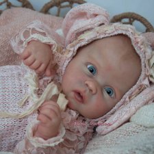 Bobbie скульптора Linda Murray, автор прототипа Silvia Ezquerra