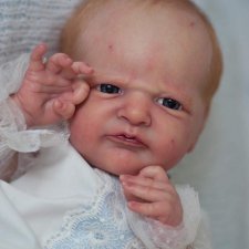 Alfie скульптора Laura Lee Eagles, автор прототипа Symara Feitosa