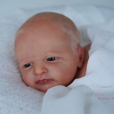 Alfie скульптора Laura Lee Eagles, автор прототипа Alexa Calvo