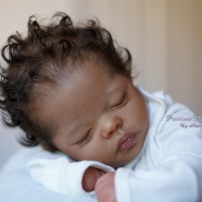 Tia скульптора Bonnie Sieben, автор прототипа Alexa Calvo