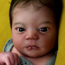 Realborn Johannah awake by Bountiful Baby, автор прототипа Jacqueline Kramer