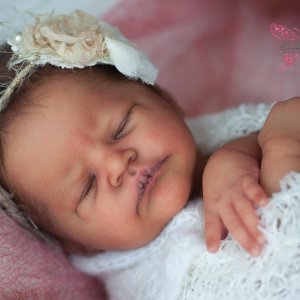 Gretel от скульптора Emily Jameson, автор прототипа Symara Feitosa