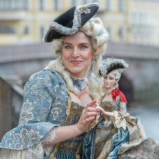 Мастер с куклою