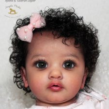 Ayana скульптора Gudrun Legler, автор прототипа Angela Plicka