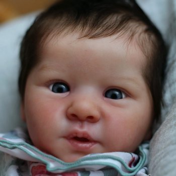 Echo скульптора Rafaela Daroz от Jacqueline Kramer