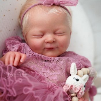 Olivia скульптора Ирина Капланская, автор прототипа Bianca Franke