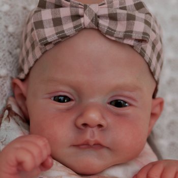 Lili & Irys by скульптора Joanna Kazmierczak, автор прототипа Silvia Ezquerra