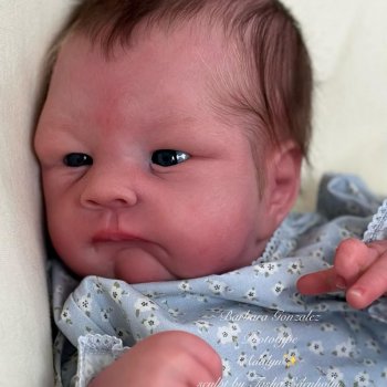 Adalyn скульптора Tasha Edenholm, автор прототипа Barbara Gonzalez