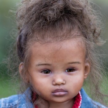 Lian скульптора Sigrid Bock