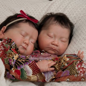 Mei Mei и Kaito  скульптор Ирина Кондрашова, автор прототипов  Silvia Ezquerra