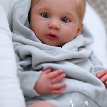 Реалистичный малыш из молда Mariana от Mayra Garza (прототип Alexa Calvo)