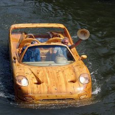 Livio De Marchi. Из дерева