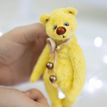 Солнечный мишка от Ольги Прокудиной  с выкройкой