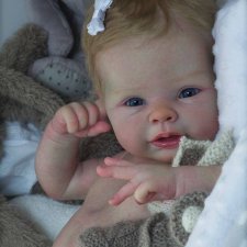 Малышка реборн Pilar. Прототип Cheryl van Pletzen