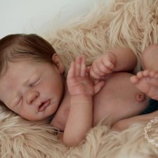 Lil`Chick скульптора Phil Donnelly, автор прототипа Jacqueline Kramer