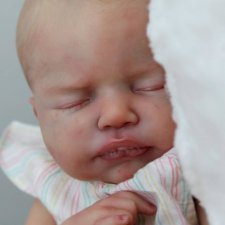 Zara скульптора Alicia Toner, автор прототипа Beatriz Clemente