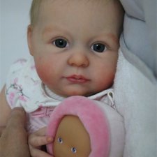 Sophie скульптора Ann Timmerman, автор прототипа детская La Nurserie de Marie