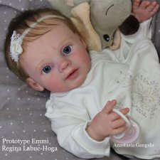 Emmi скульптора Regina Labuc-Hoga, автор Анастасия Гангало