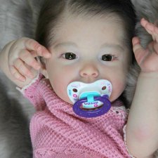 Mei Lien скульптора Ping Lau, автор прототипа Katrin McKnight