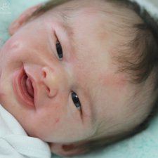 Lil Smile от скульптора Phil Donnelly, автор прототипа Lilia Ziems