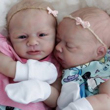 Angel and Angelina скульптора Angela Degner