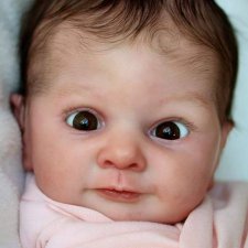 Laura скульптора Adrie Stoete, автор прототипа Jacqueline Kramer