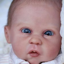 Bobbie скульптора Linda Murray, автор прототипа Jacqueline Kramer