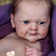 Sanya скульптора Gudrun Legler, автор прототипа Jacqueline Kramer