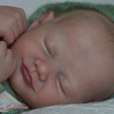 Peanut скульптора Priscilla Lopes, автор прототипа Silvia Ezquerra