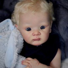 ZaZa скульптора Adrie Stoete, автор прототипа Cheryl van Pletzen