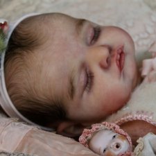 Rosalie скульптора Olga Auer, автор прототипа LaDonna Brooks Briggs