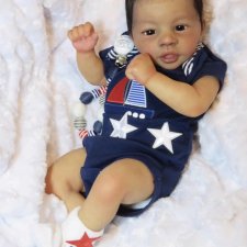 Warren скульптора Laura Tuzio Ross, автор прототипа Cerissia Barrett