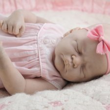 Gretel от скульптора Emily Jameson