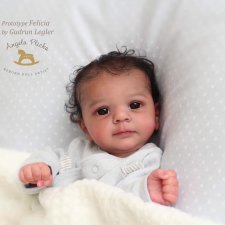 Felicia скульптора Gudrun Legler, автор прототипа Angela Plicka