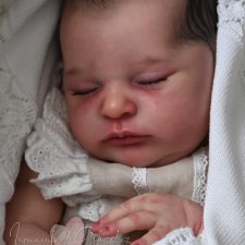 Laura скульптора Bonnie Brown, автор прототипа Inmaculada Gonzalez Barro