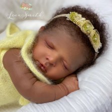 Lusia скульптора Olga Auer, автор прототипа Lena Smith