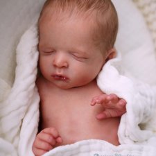 Lusia скульптора Olga Auer, автор прототипа Alexa Calvo