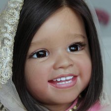 Shanthi скульптора Ping Lau, автор прототипа Conny Burke