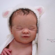 Twyla скульптора Laura Lee Eagles, автор прототипа Alexa Calvo