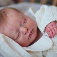 Courtney asleep, автор прототипа Олеся Венгер