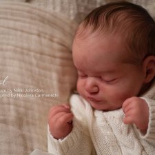 Mikol скульптора Nicoleta Carmanschi, автор прототипа Nikki Johnston