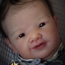 Kimmie скульптора Adrie Stoete, автор прототипа Amy Hagens