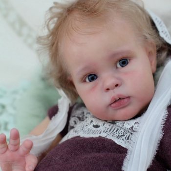 Ellie скульптора Ирина Капланская - автор прототипа Ирина Кветковская