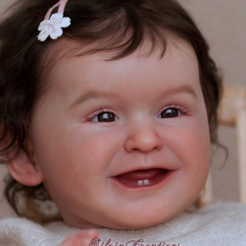 Felicity скульптора Priscila Lopes, автор Silvia Ezquerr