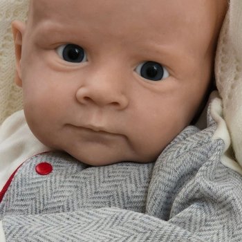 Vian скульптора Olga Auer